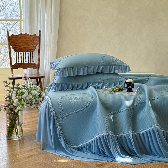 91家纺网 家纺一手货源 找家纺 赫本家纺  2026新款PE高分子单泡提花凉感复合凉席三件套 青屿晚风-蓝（三明治复合）