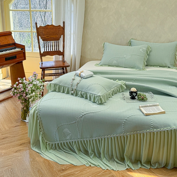 91家纺网 家纺一手货源 找家纺 赫本家纺  2026新款PE高分子单泡提花凉感复合凉席三件套 青屿晚风-绿（三明治复合）