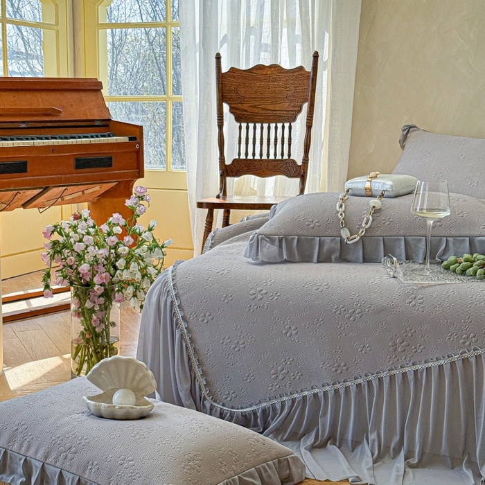 91家纺网 家纺一手货源 找家纺 赫本家纺  2026新款PE高分子单泡提花凉感复合凉席三件套 桃雾奶芙-灰（三明治复合）