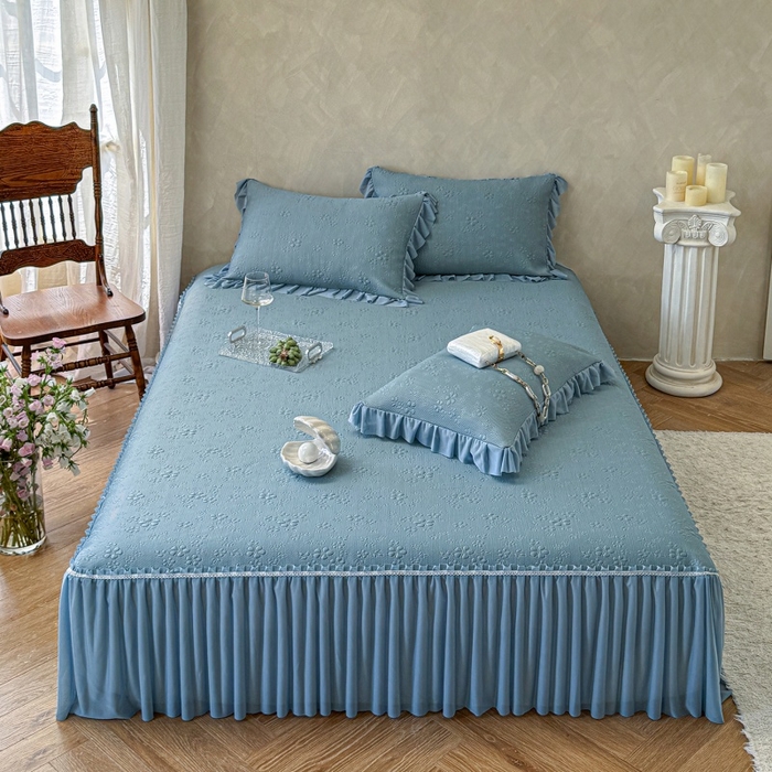 91家纺网 家纺一手货源 找家纺 赫本家纺  2026新款PE高分子单泡提花凉感复合凉席三件套 桃雾奶芙-蓝（三明治复合）