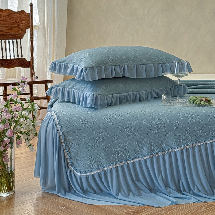 91家纺网 家纺一手货源 找家纺 赫本家纺  2026新款PE高分子单泡提花凉感复合凉席三件套 桃雾奶芙-蓝（三明治复合）