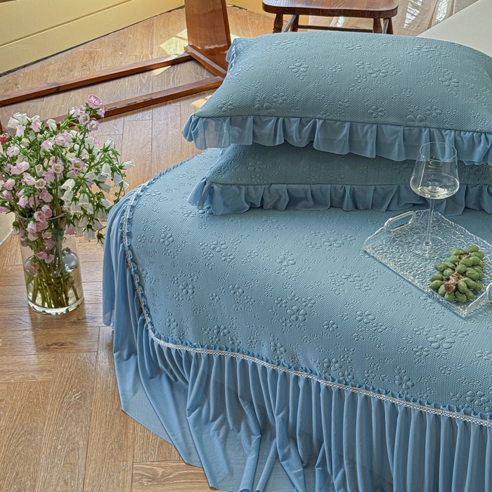 91家纺网 家纺一手货源 找家纺 赫本家纺  2026新款PE高分子单泡提花凉感复合凉席三件套 桃雾奶芙-蓝（三明治复合）