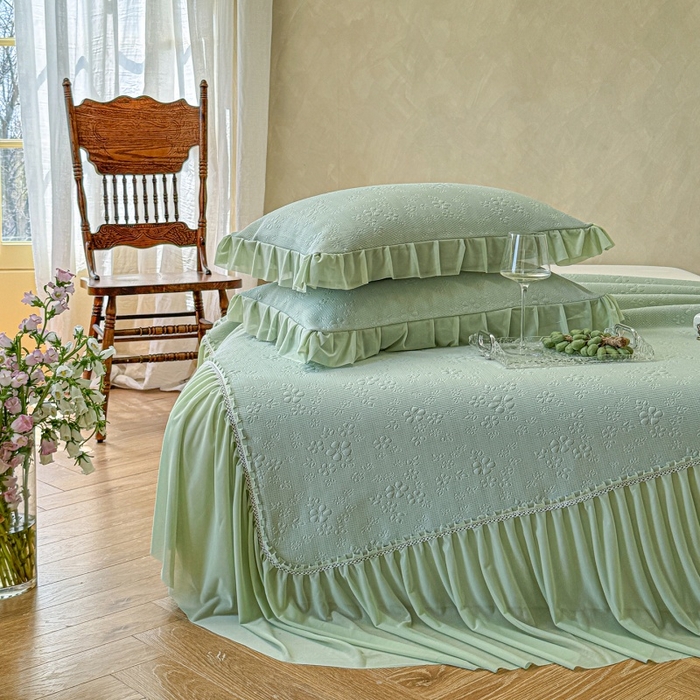 91家纺网 家纺一手货源 找家纺 赫本家纺  2026新款PE高分子单泡提花凉感复合凉席三件套 桃雾奶芙-绿（三明治复合）