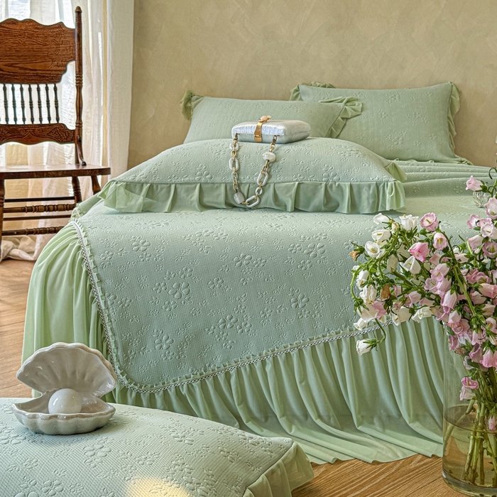 91家纺网 家纺一手货源 找家纺 赫本家纺  2026新款PE高分子单泡提花凉感复合凉席三件套 桃雾奶芙-绿（三明治复合）