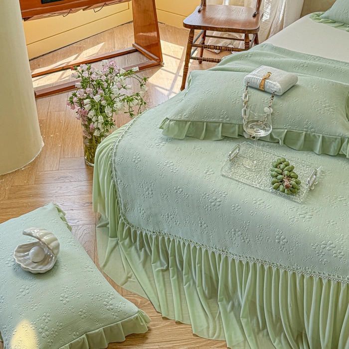 91家纺网 家纺一手货源 找家纺 赫本家纺  2026新款PE高分子单泡提花凉感复合凉席三件套 桃雾奶芙-绿（三明治复合）