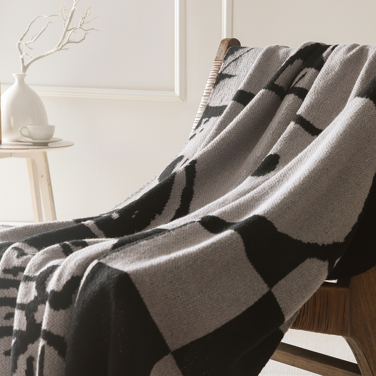 91家纺网 家纺一手货源 找家纺 栩裕纺织 2026新款史努比SNOOPY正版授权独家针织毯披肩膝盖毯儿童毯多功能盖毯送礼礼品终端控价 史努比-织梦