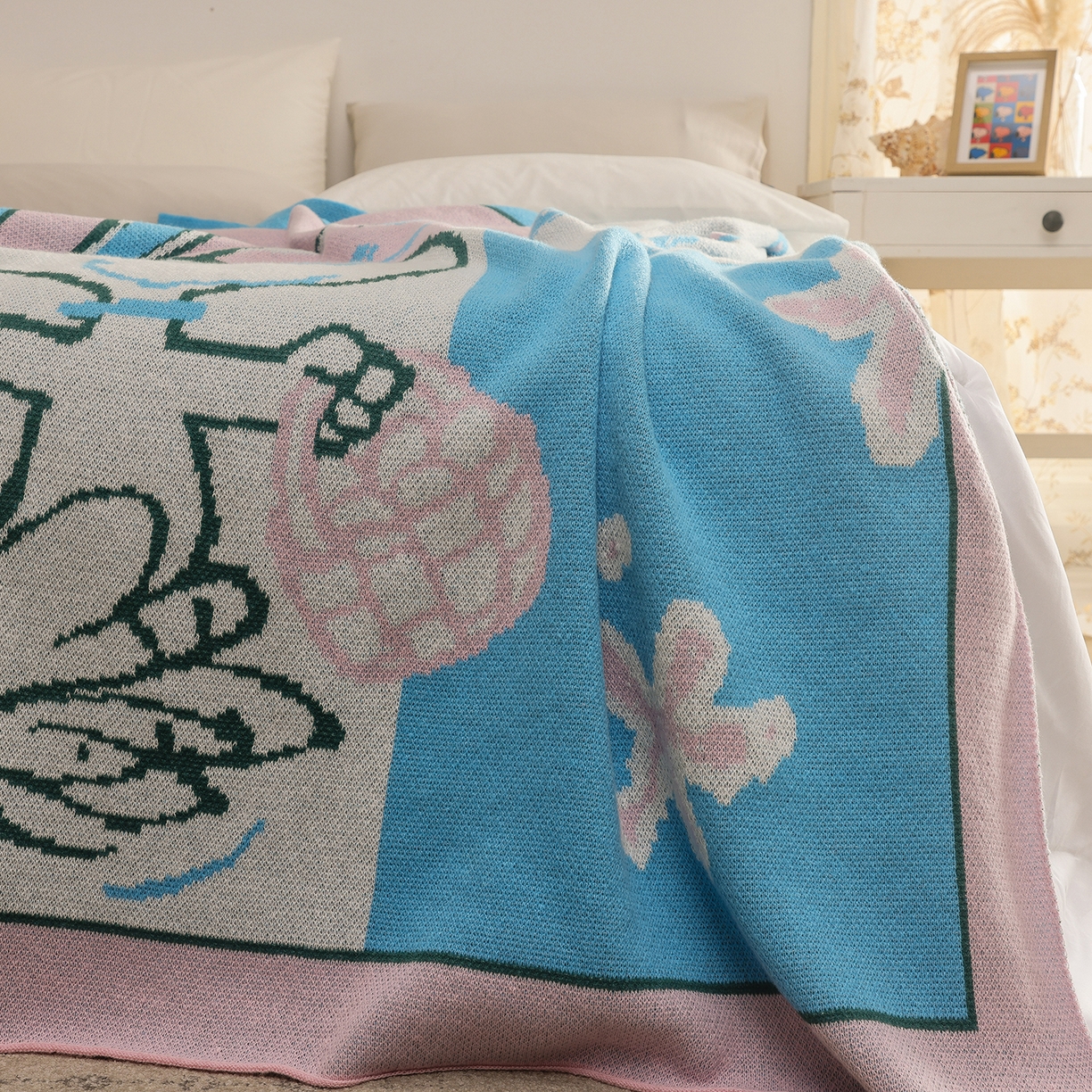 91家纺网 家纺一手货源 找家纺 栩裕纺织 2026新款史努比SNOOPY正版授权独家针织毯披肩膝盖毯儿童毯多功能盖毯送礼礼品终端控价 史努比-野游趣事