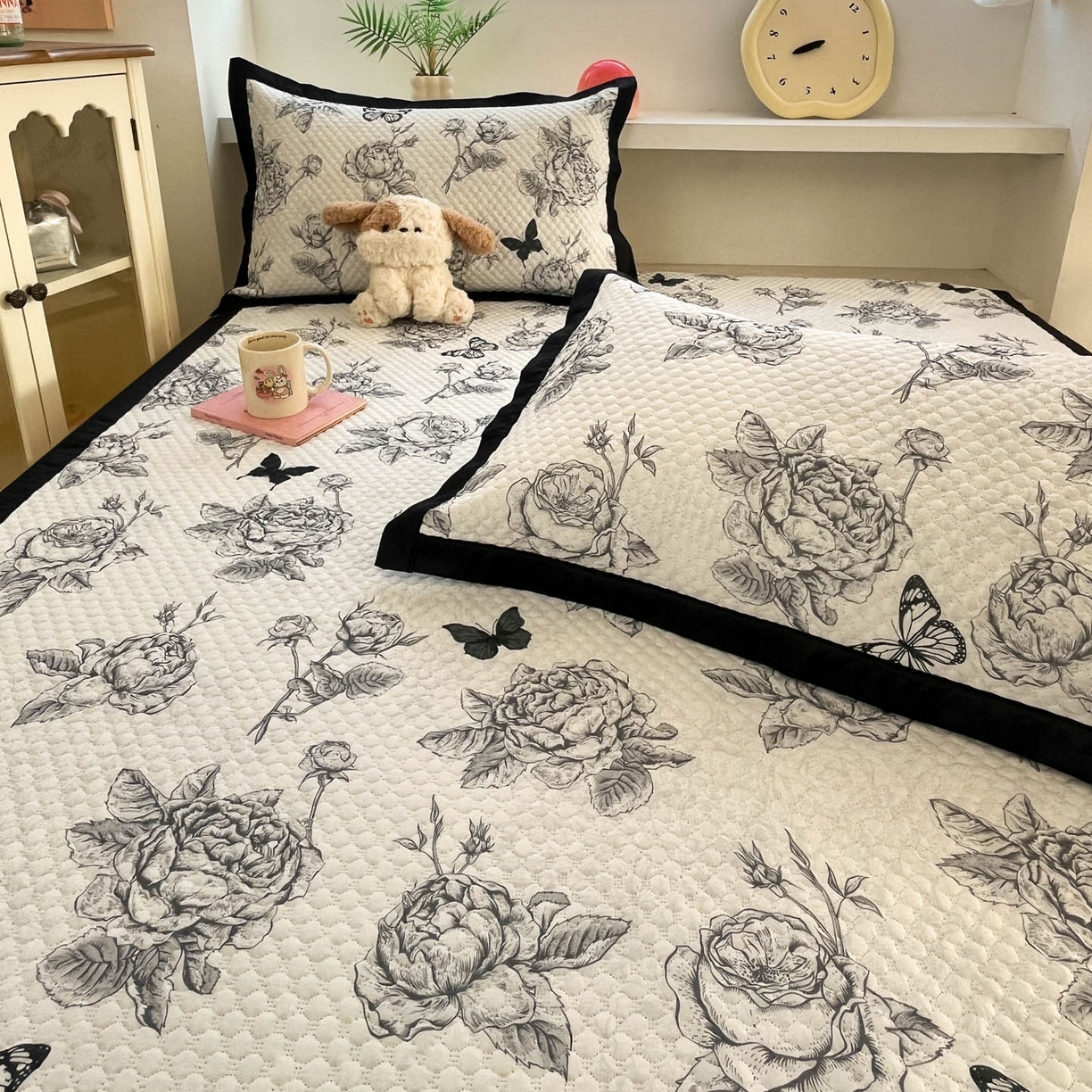 91家纺网 家纺一手货源 找家纺 寐居家纺 2026新款冰豆豆数码印花席三明治底凉席席子 盛世蔷薇