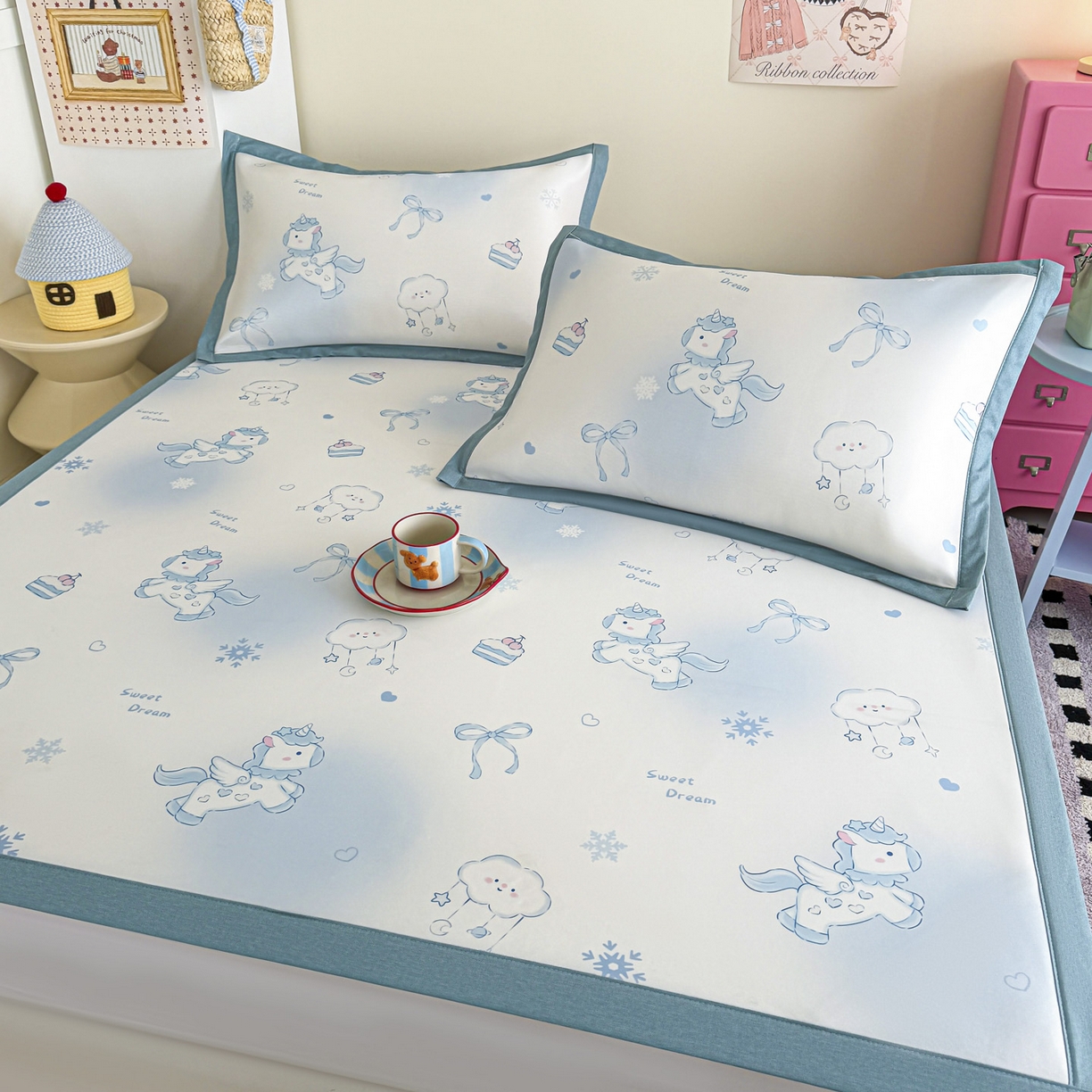 91家纺网 家纺一手货源 找家纺 倾慕家纺 2026春夏新款A类印花小冰皮软席凉席席子 云朵小马