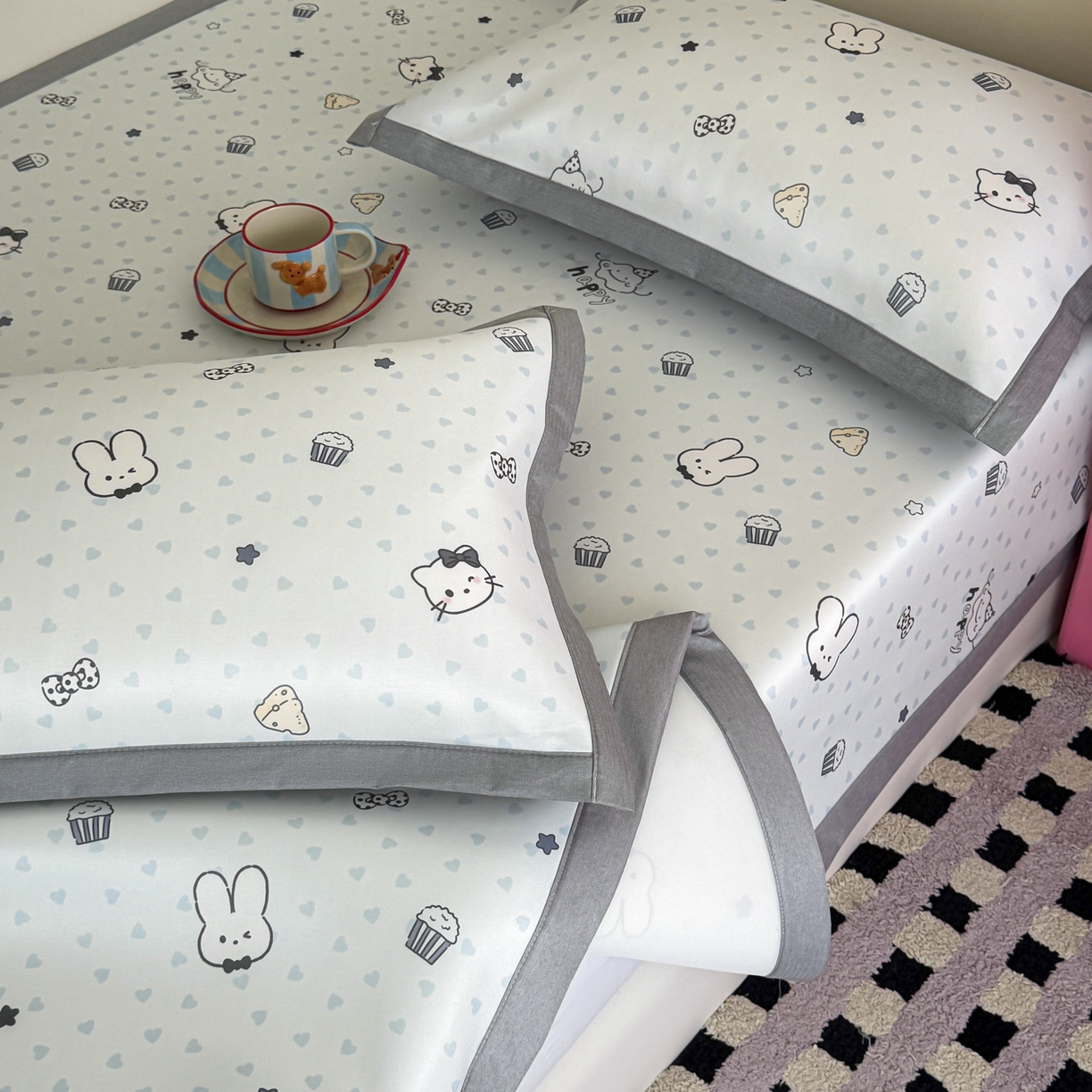 91家纺网 家纺一手货源 找家纺 倾慕家纺 2026春夏新款A类印花小冰皮软席凉席席子 蛋糕小兔