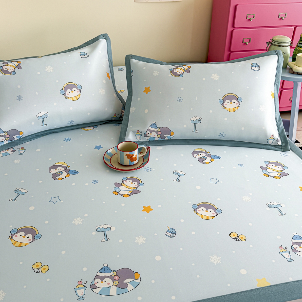 91家纺网 家纺一手货源 找家纺 倾慕家纺 2026春夏新款A类印花小冰皮软席凉席席子 冰雪企鹅