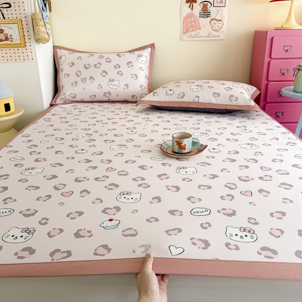 91家纺网 家纺一手货源 找家纺 倾慕家纺 2026春夏新款A类印花小冰皮软席凉席席子 豹猫粉