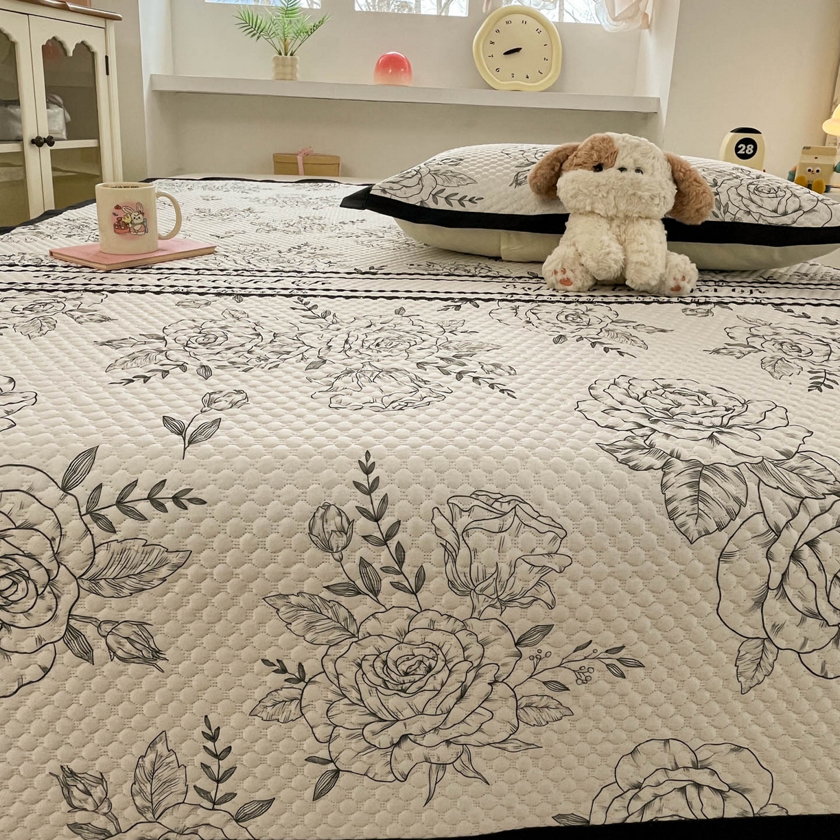 91家纺网 家纺一手货源 找家纺 寐居家纺 2026新款冰豆豆数码印花席三明治底凉席席子 午后茶花