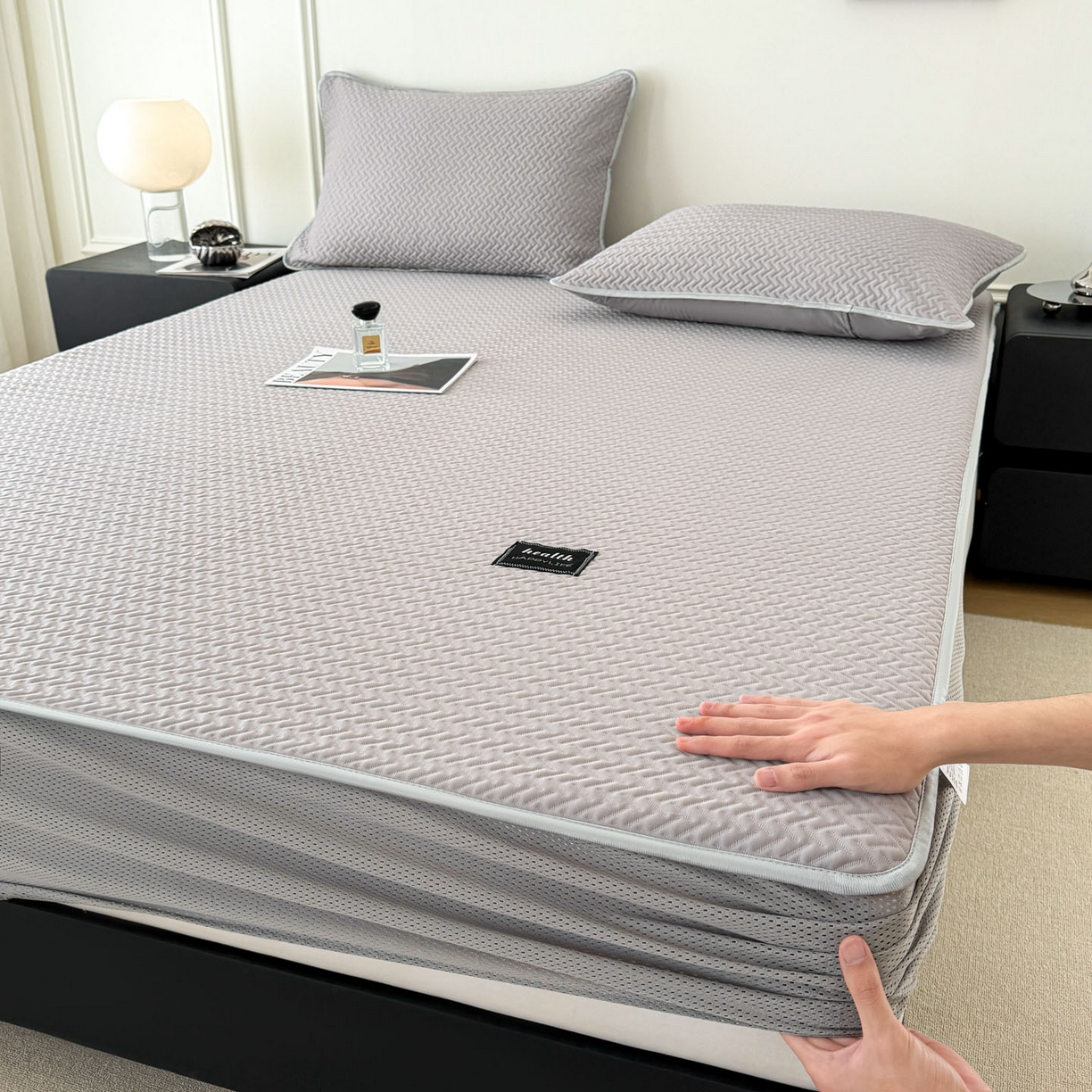 91家纺网 家纺一手货源 找家纺 （总）倾慕家纺 2026春夏新款全PE冰豆豆全包围床笠款凉席席子