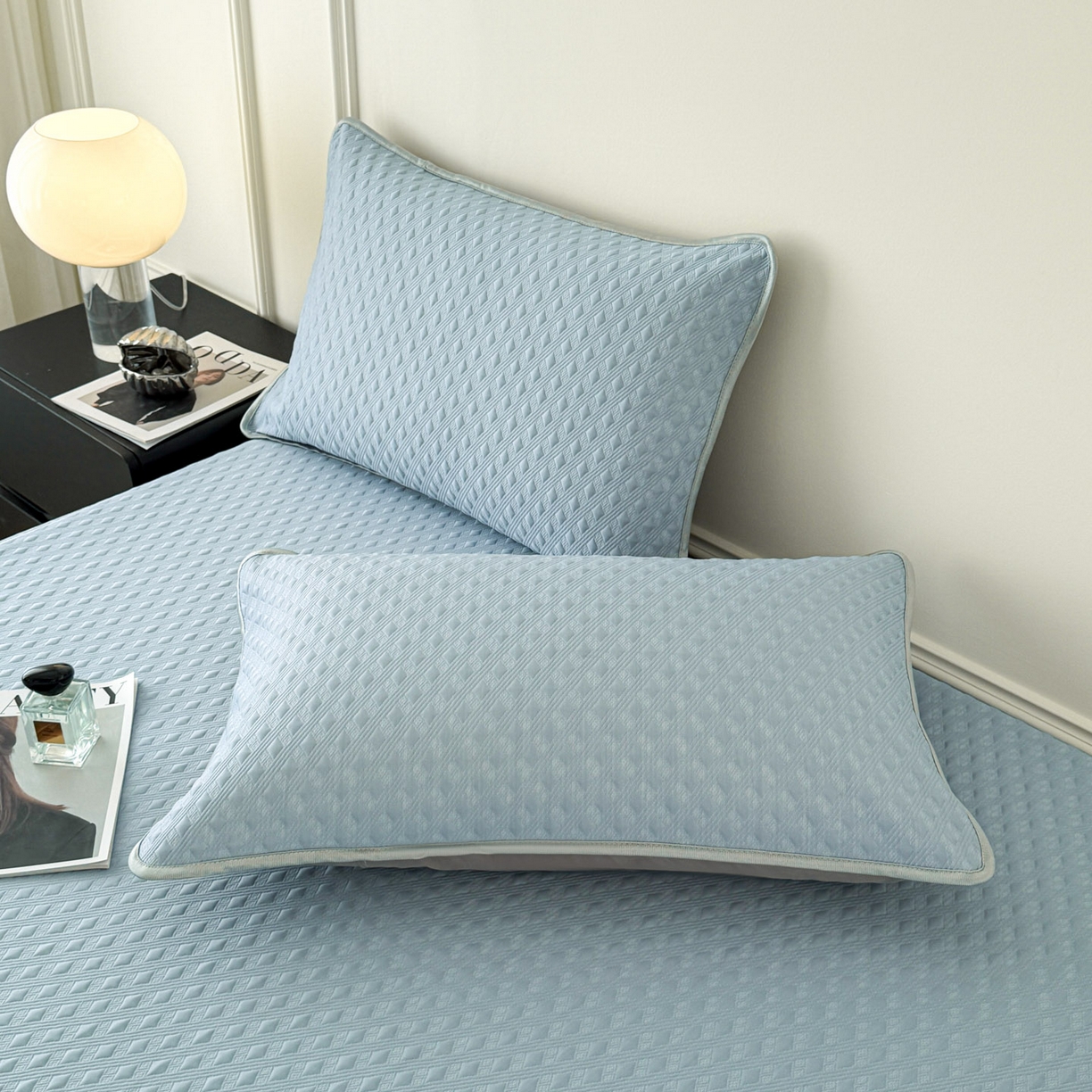 91家纺网 家纺一手货源 找家纺 倾慕家纺 2026春夏新款全PE冰豆豆全包围床笠款凉席席子 菱形泡蓝