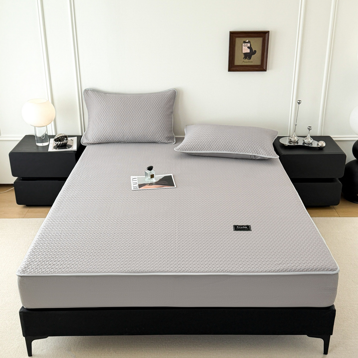 91家纺网 家纺一手货源 找家纺 倾慕家纺 2026春夏新款全PE冰豆豆全包围床笠款凉席席子 箭纹灰