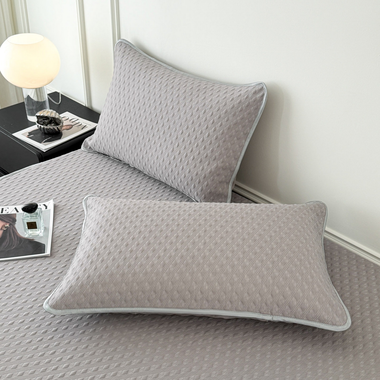 91家纺网 家纺一手货源 找家纺 倾慕家纺 2026春夏新款全PE冰豆豆全包围床笠款凉席席子 菱形泡灰