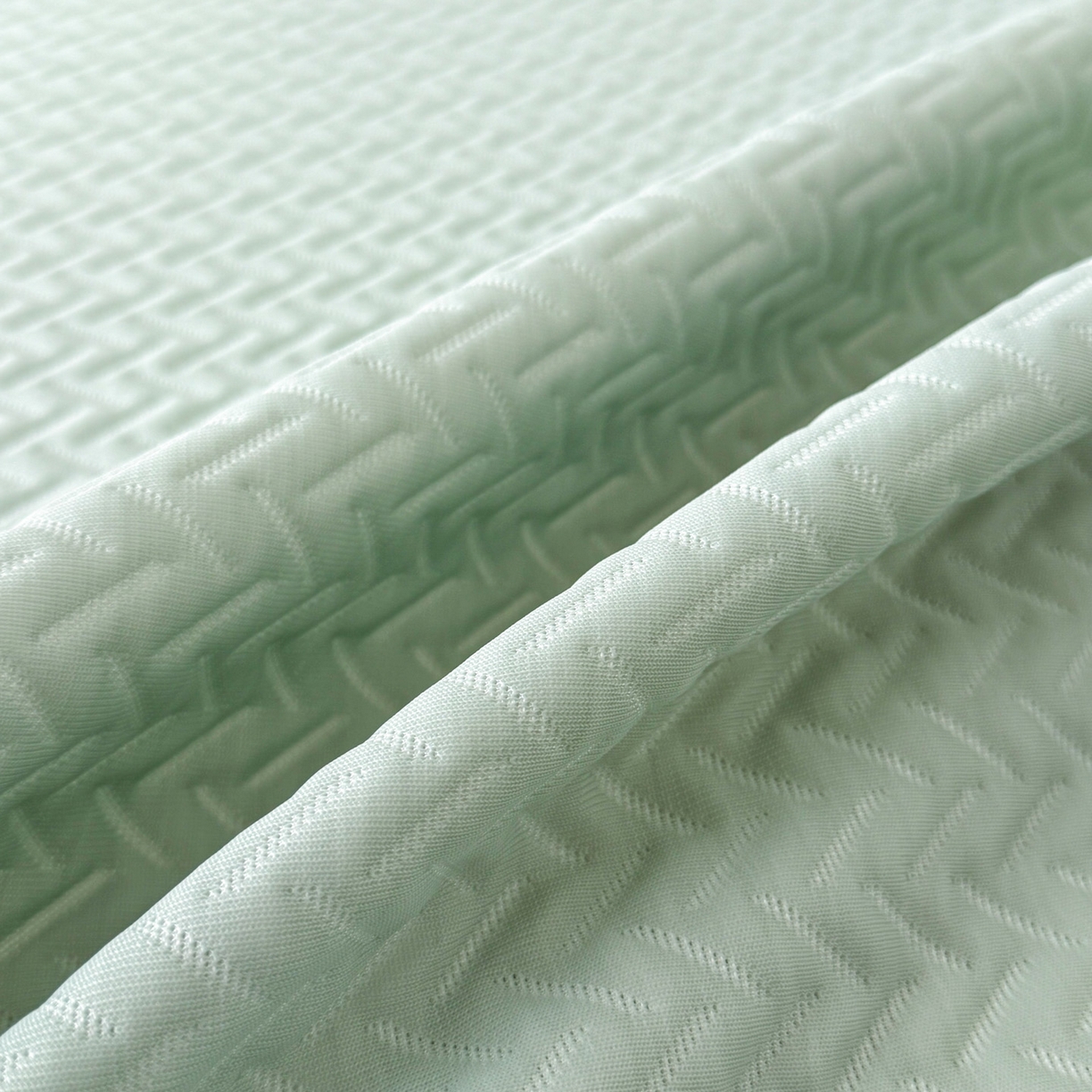 91家纺网 家纺一手货源 找家纺 倾慕家纺 2026春夏新款全PE冰豆豆全包围床笠款凉席席子 箭纹绿