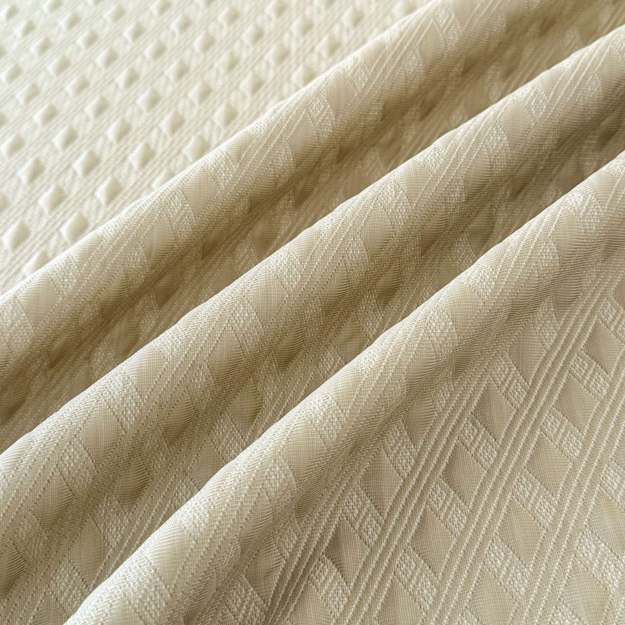 91家纺网 家纺一手货源 找家纺 倾慕家纺 2026春夏新款全PE冰豆豆全包围床笠款凉席席子 菱形泡香槟