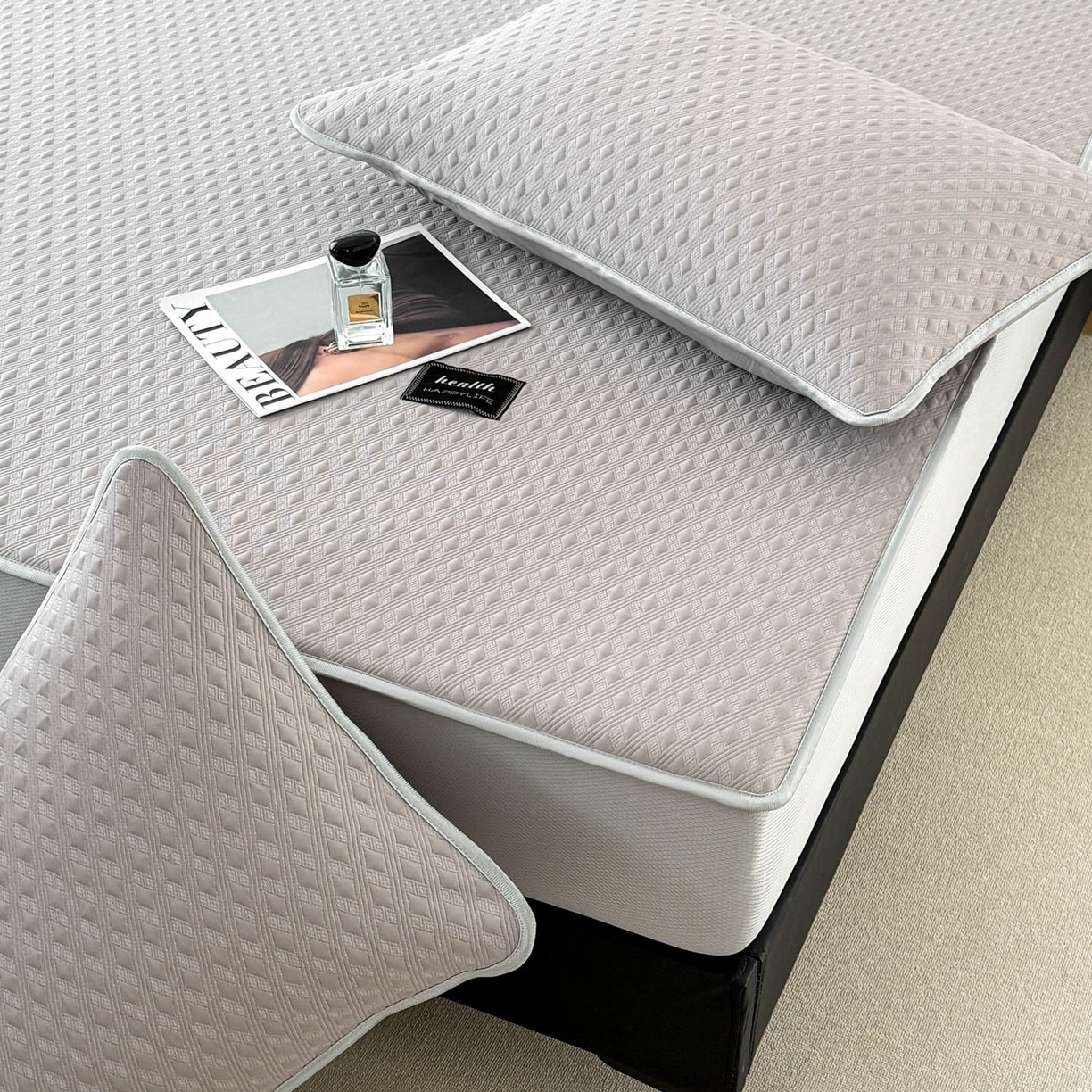 91家纺网 家纺一手货源 找家纺 倾慕家纺 2026春夏新款全PE冰豆豆全包围床笠款凉席席子 菱形泡灰