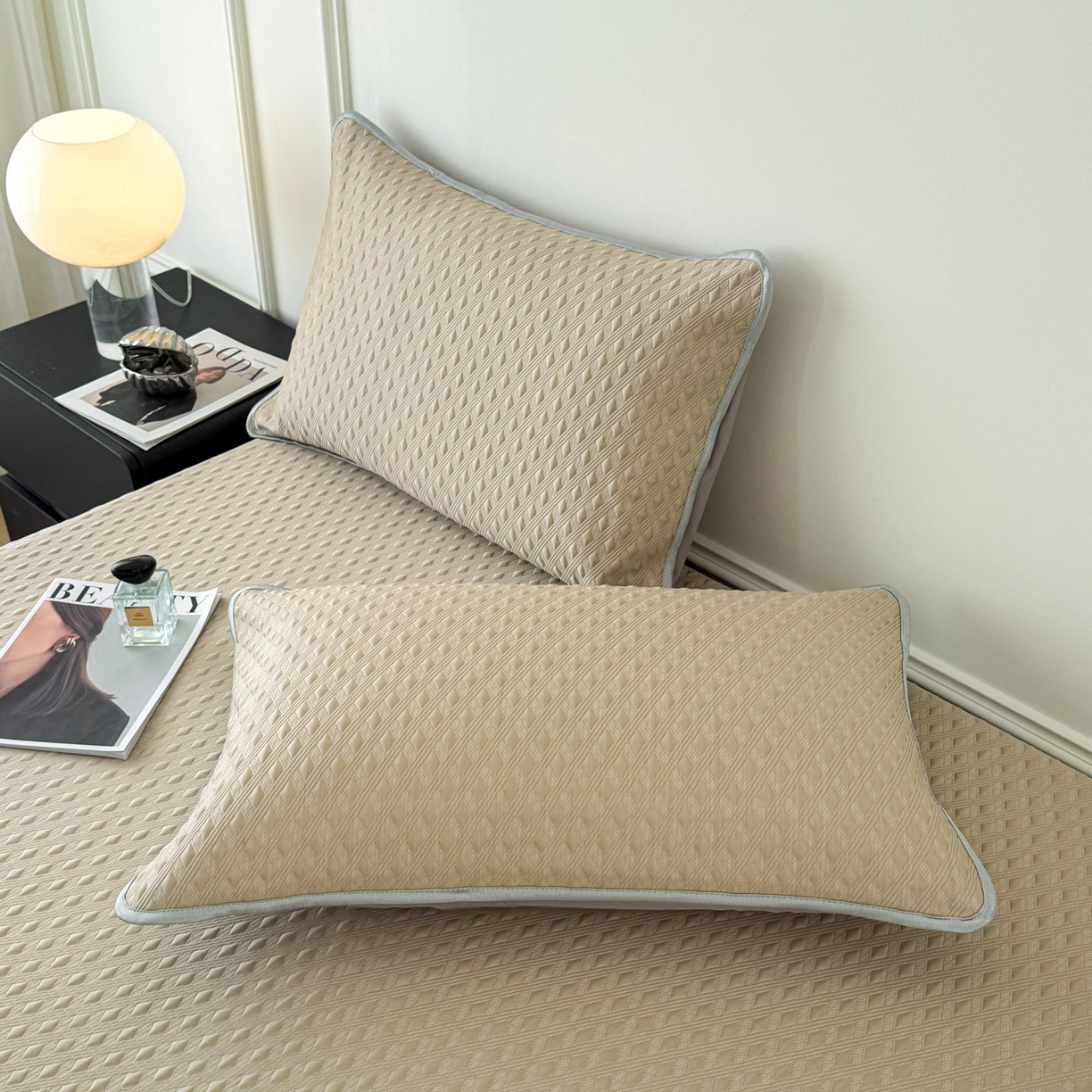 91家纺网 家纺一手货源 找家纺 倾慕家纺 2026春夏新款全PE冰豆豆全包围床笠款凉席席子 菱形泡香槟