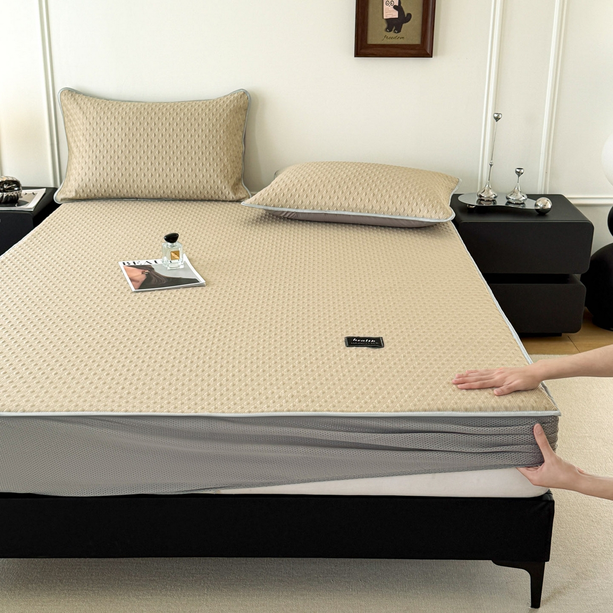 91家纺网 家纺一手货源 找家纺 倾慕家纺 2026春夏新款全PE冰豆豆全包围床笠款凉席席子 菱形泡香槟