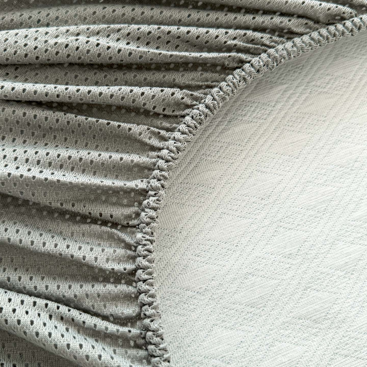 91家纺网 家纺一手货源 找家纺 倾慕家纺 2026春夏新款全PE冰豆豆全包围床笠款凉席席子 菱形泡蓝