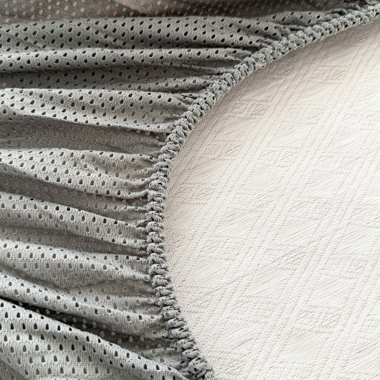 91家纺网 家纺一手货源 找家纺 倾慕家纺 2026春夏新款全PE冰豆豆全包围床笠款凉席席子 菱形泡粉