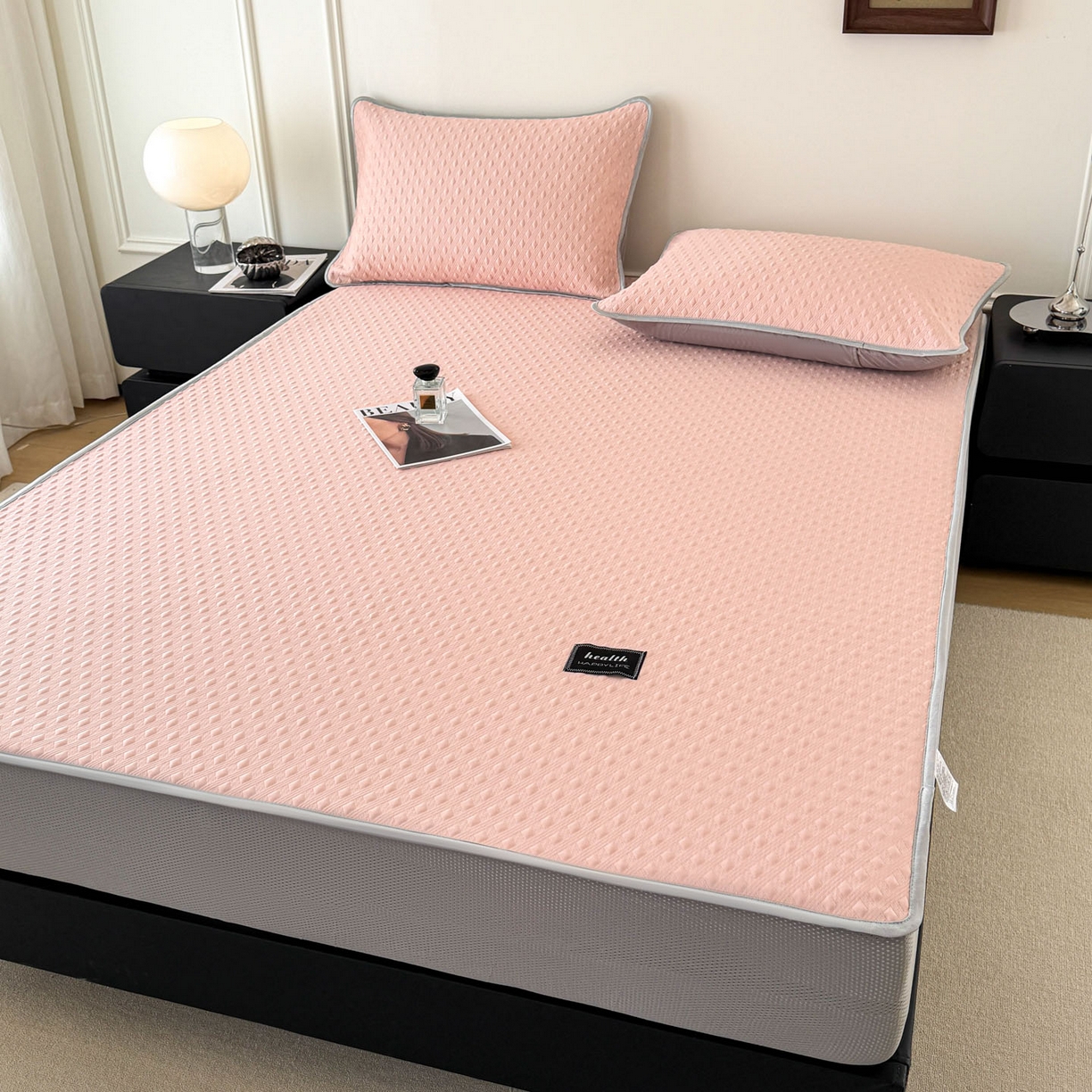 91家纺网 家纺一手货源 找家纺 倾慕家纺 2026春夏新款全PE冰豆豆全包围床笠款凉席席子 菱形泡粉