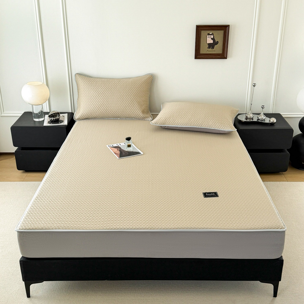 91家纺网 家纺一手货源 找家纺 倾慕家纺 2026春夏新款全PE冰豆豆全包围床笠款凉席席子 箭纹卡其