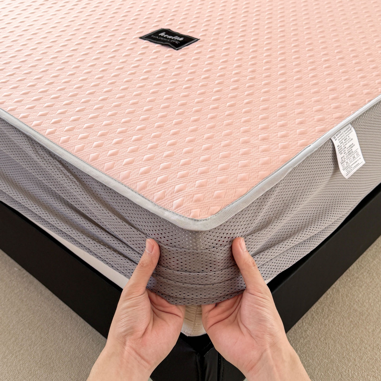 91家纺网 家纺一手货源 找家纺 倾慕家纺 2026春夏新款全PE冰豆豆全包围床笠款凉席席子 菱形泡粉