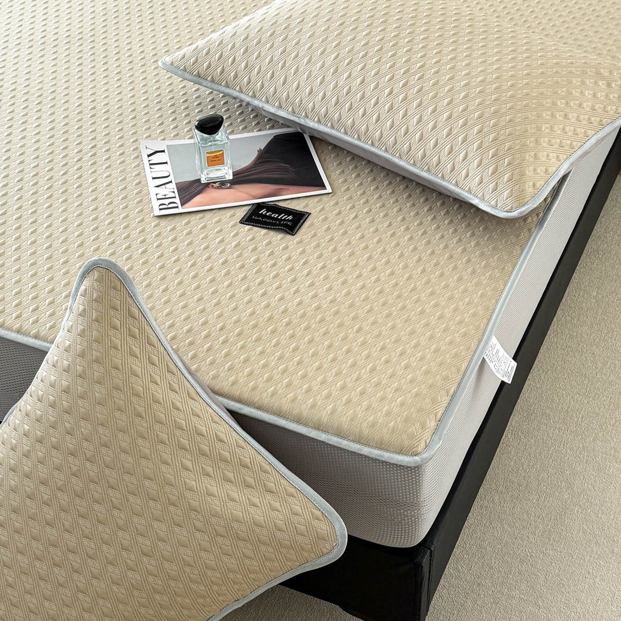 91家纺网 家纺一手货源 找家纺 倾慕家纺 2026春夏新款全PE冰豆豆全包围床笠款凉席席子 菱形泡香槟