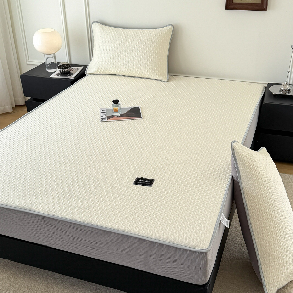 91家纺网 家纺一手货源 找家纺 倾慕家纺 2026春夏新款全PE冰豆豆全包围床笠款凉席席子 菱形泡米白