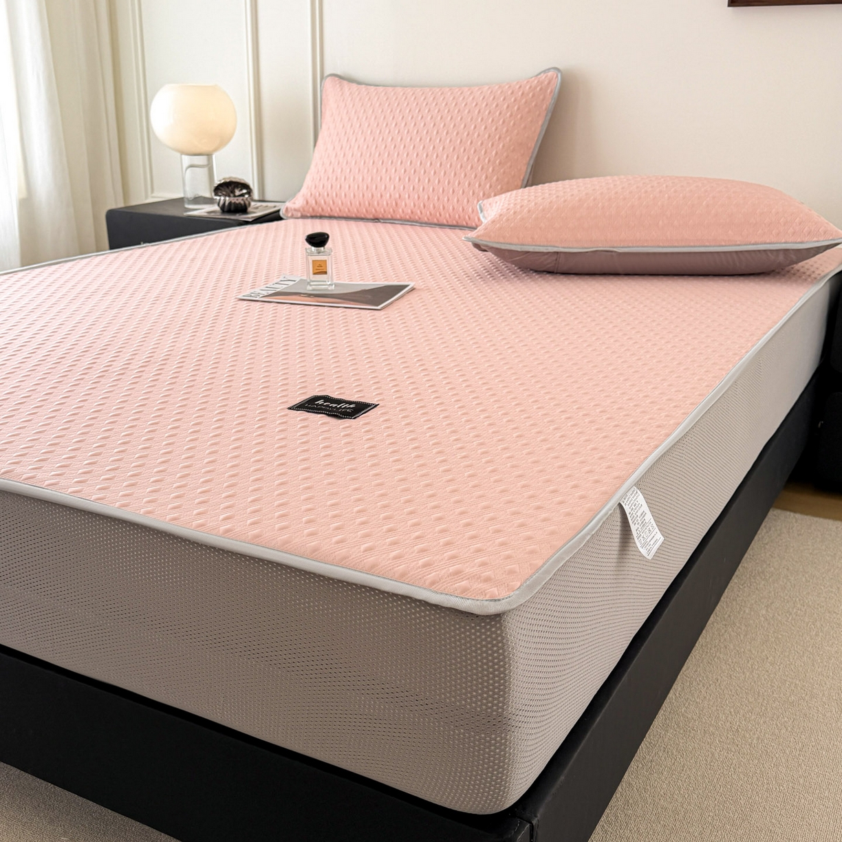 91家纺网 家纺一手货源 找家纺 倾慕家纺 2026春夏新款全PE冰豆豆全包围床笠款凉席席子 菱形泡粉