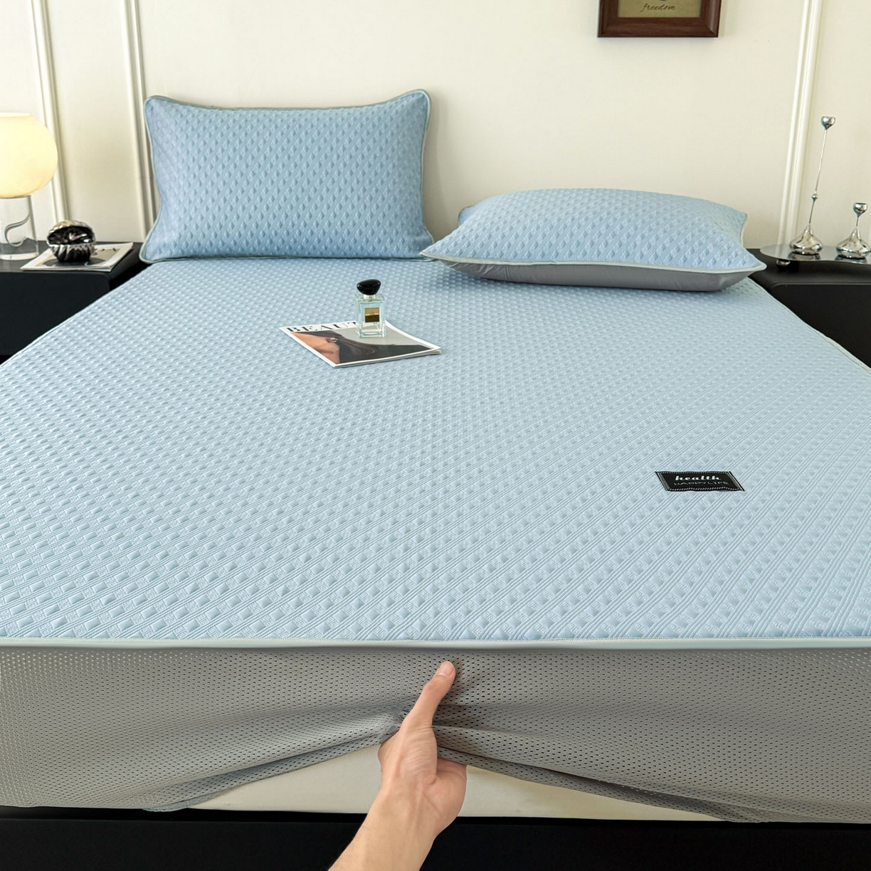 91家纺网 家纺一手货源 找家纺 倾慕家纺 2026春夏新款全PE冰豆豆全包围床笠款凉席席子 菱形泡蓝