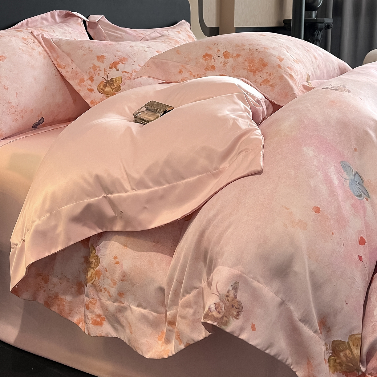 91家纺网 家纺一手货源 找家纺 （总）经年 2026春夏新款天丝数码印花四件套-花漾蝶影