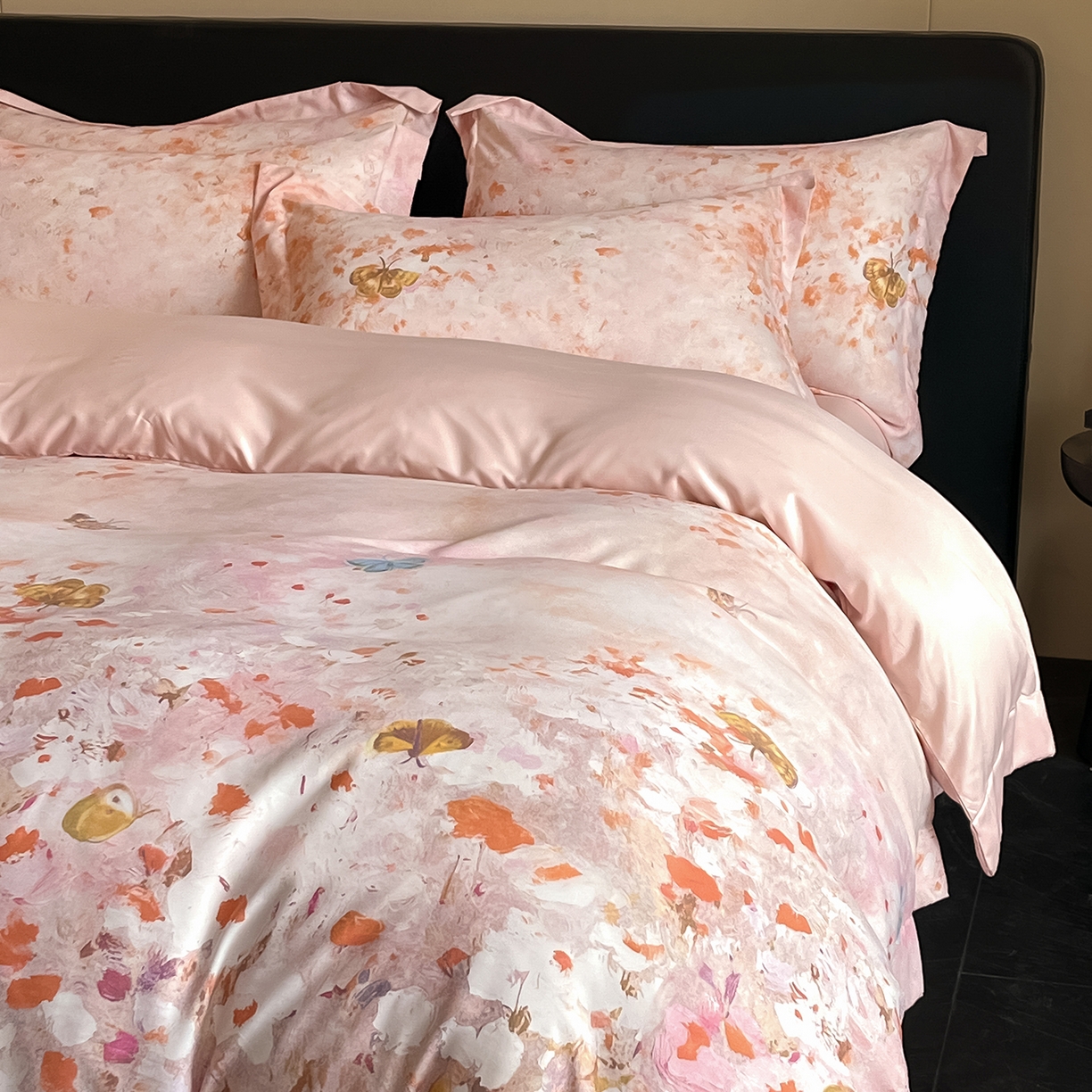 91家纺网 家纺一手货源 找家纺 经年 2026春夏新款天丝数码印花四件套-花漾蝶影 花漾蝶影-粉玉