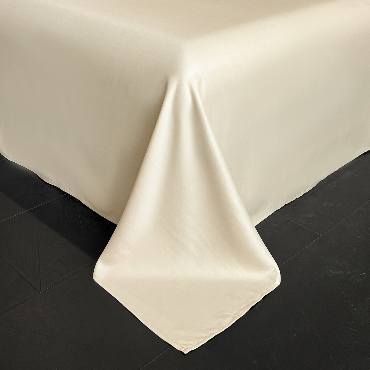 91家纺网 家纺一手货源 找家纺 经年 2026春夏新款天丝数码印花四件套-花漾蝶影 花漾蝶影-香槟