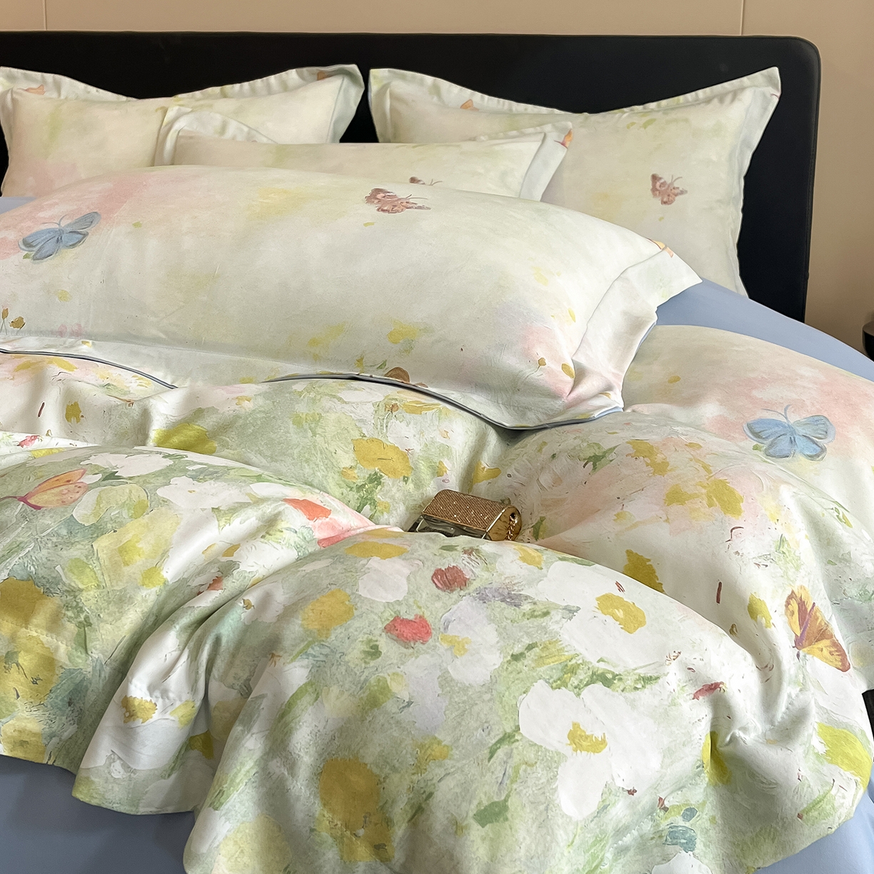 91家纺网 家纺一手货源 找家纺 经年 2026春夏新款天丝数码印花四件套-花漾蝶影 花漾蝶影-绿蓝