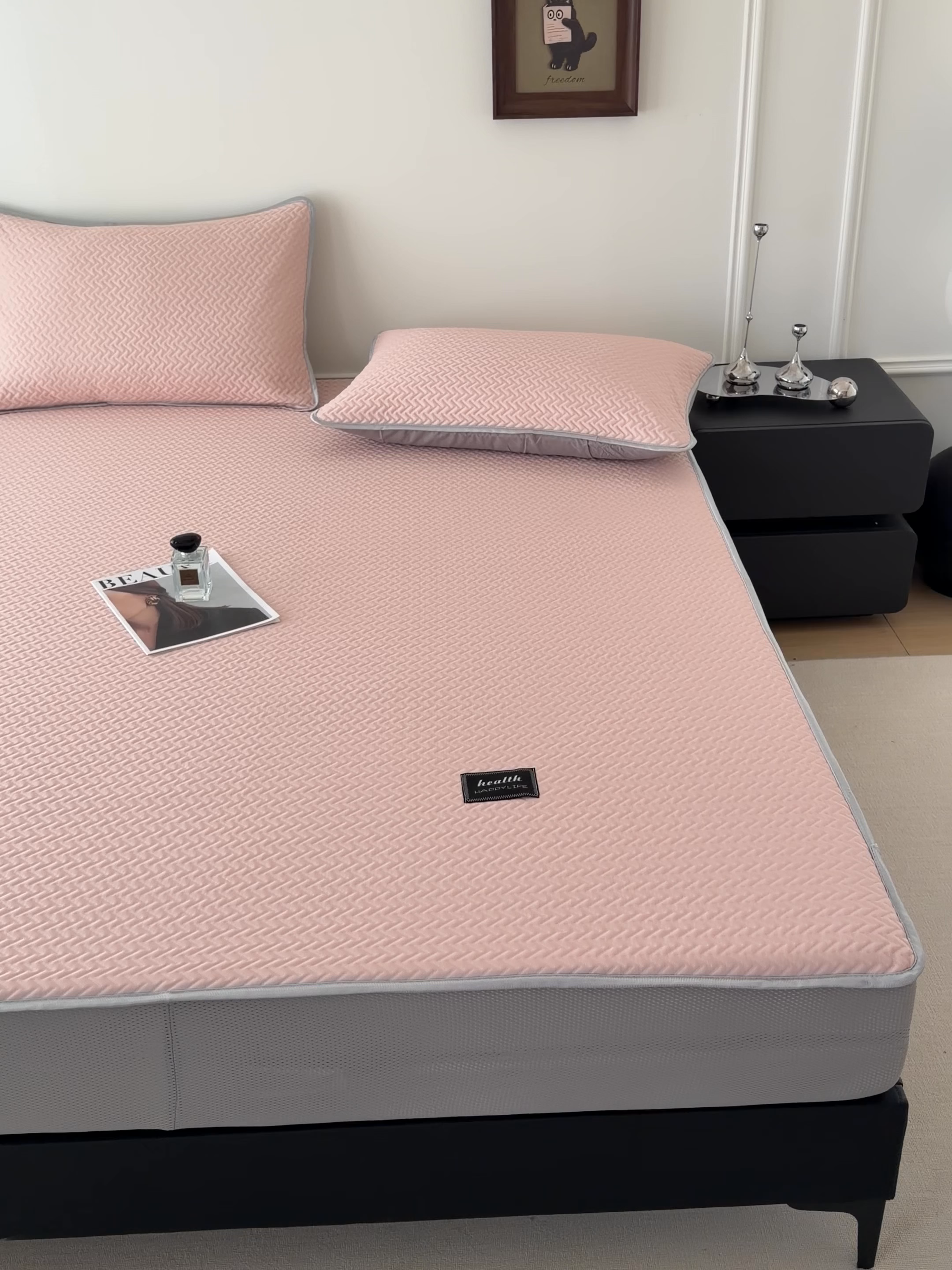 91家纺网 家纺一手货源 找家纺 （总）倾慕家纺 2026春夏新款全PE冰豆豆全包围床笠款凉席席子