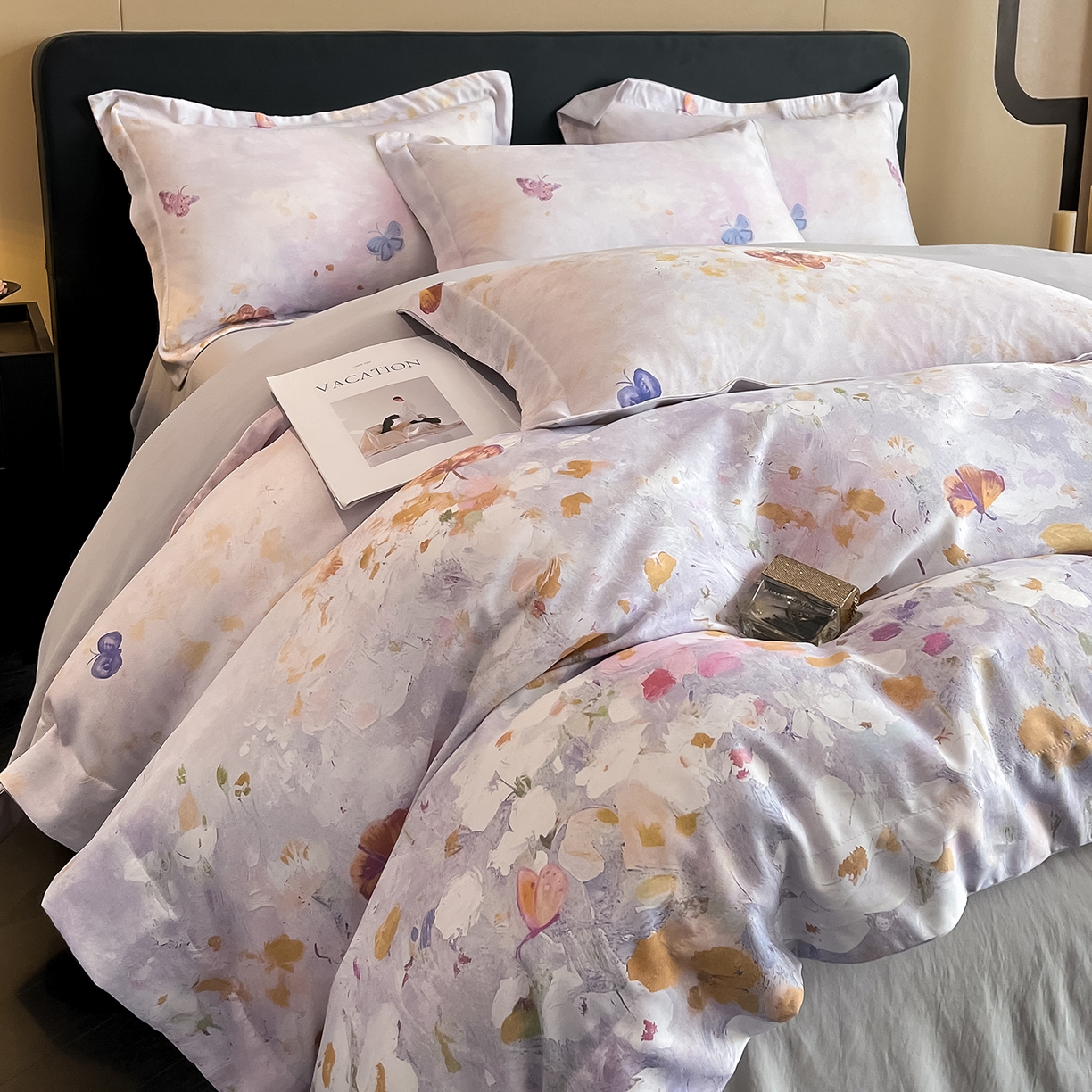 91家纺网 家纺一手货源 找家纺 经年 2026春夏新款天丝数码印花四件套-花漾蝶影 花漾蝶影-紫灰