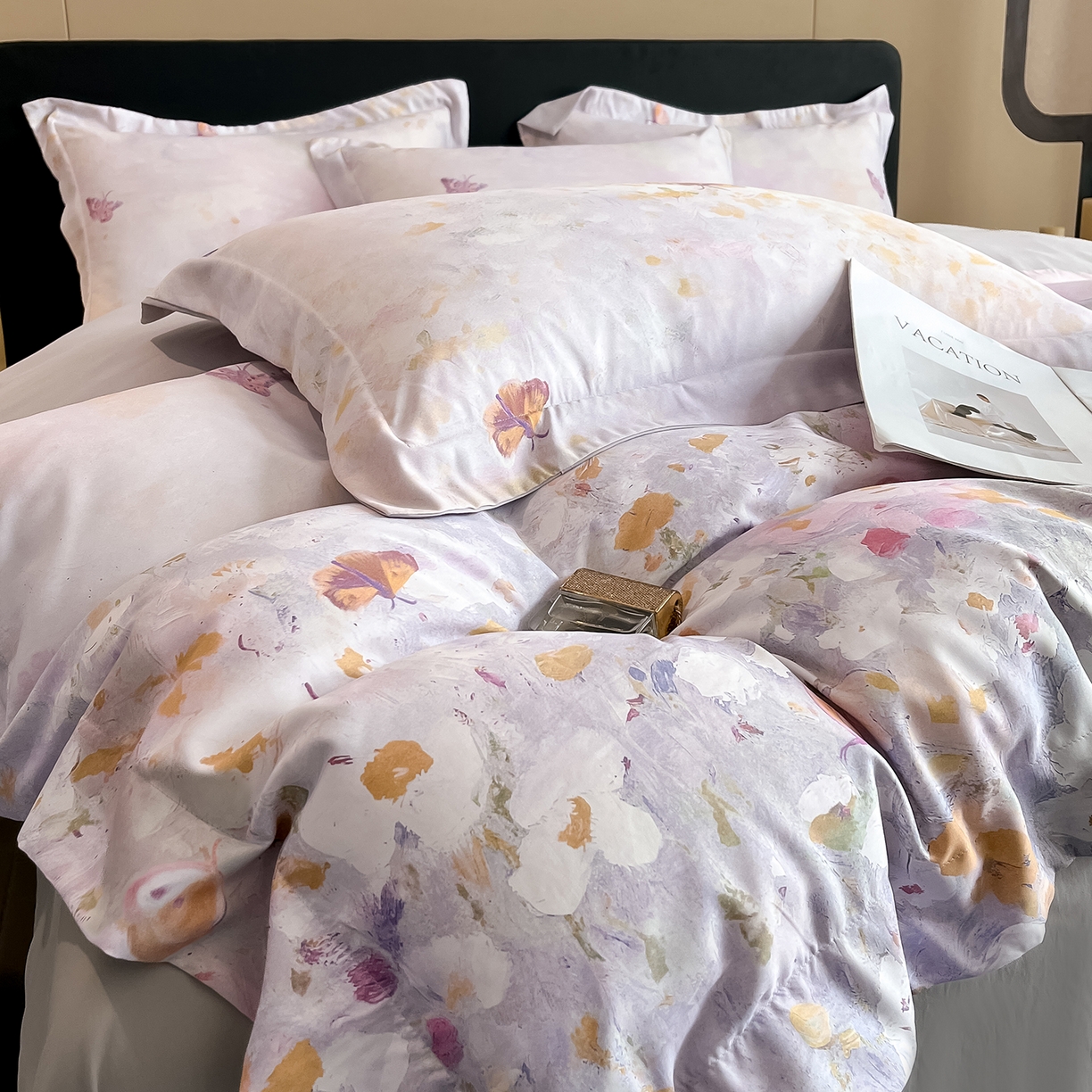 91家纺网 家纺一手货源 找家纺 经年 2026春夏新款天丝数码印花四件套-花漾蝶影 花漾蝶影-紫灰