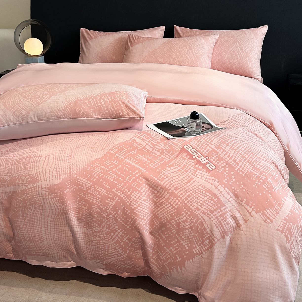 91家纺网 家纺一手货源 找家纺 （总）经年 2026春夏新款天丝数码印花四件套-凛风逸韵