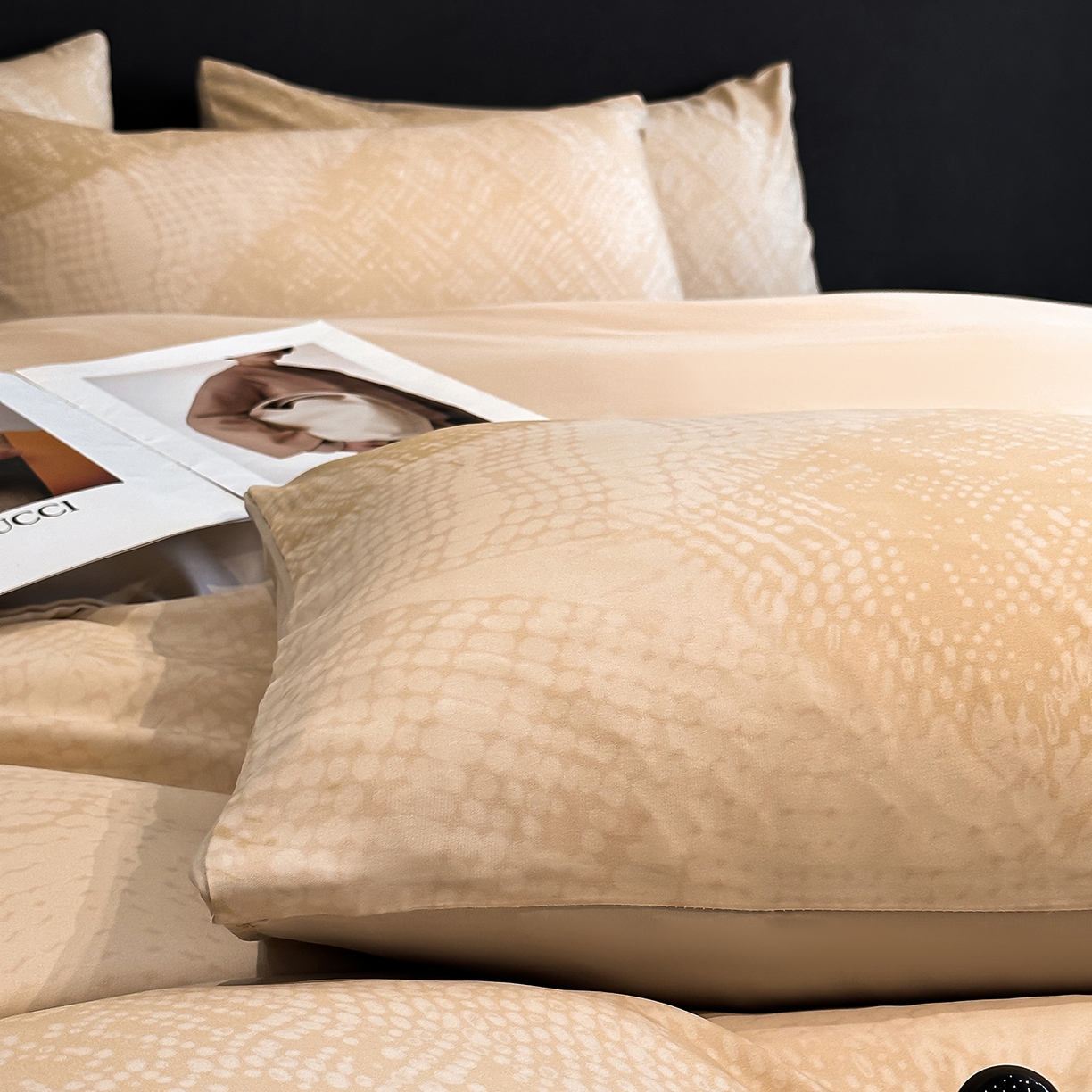 91家纺网 家纺一手货源 找家纺 经年 2026春夏新款天丝数码印花四件套-凛风逸韵 凛风逸韵-香槟