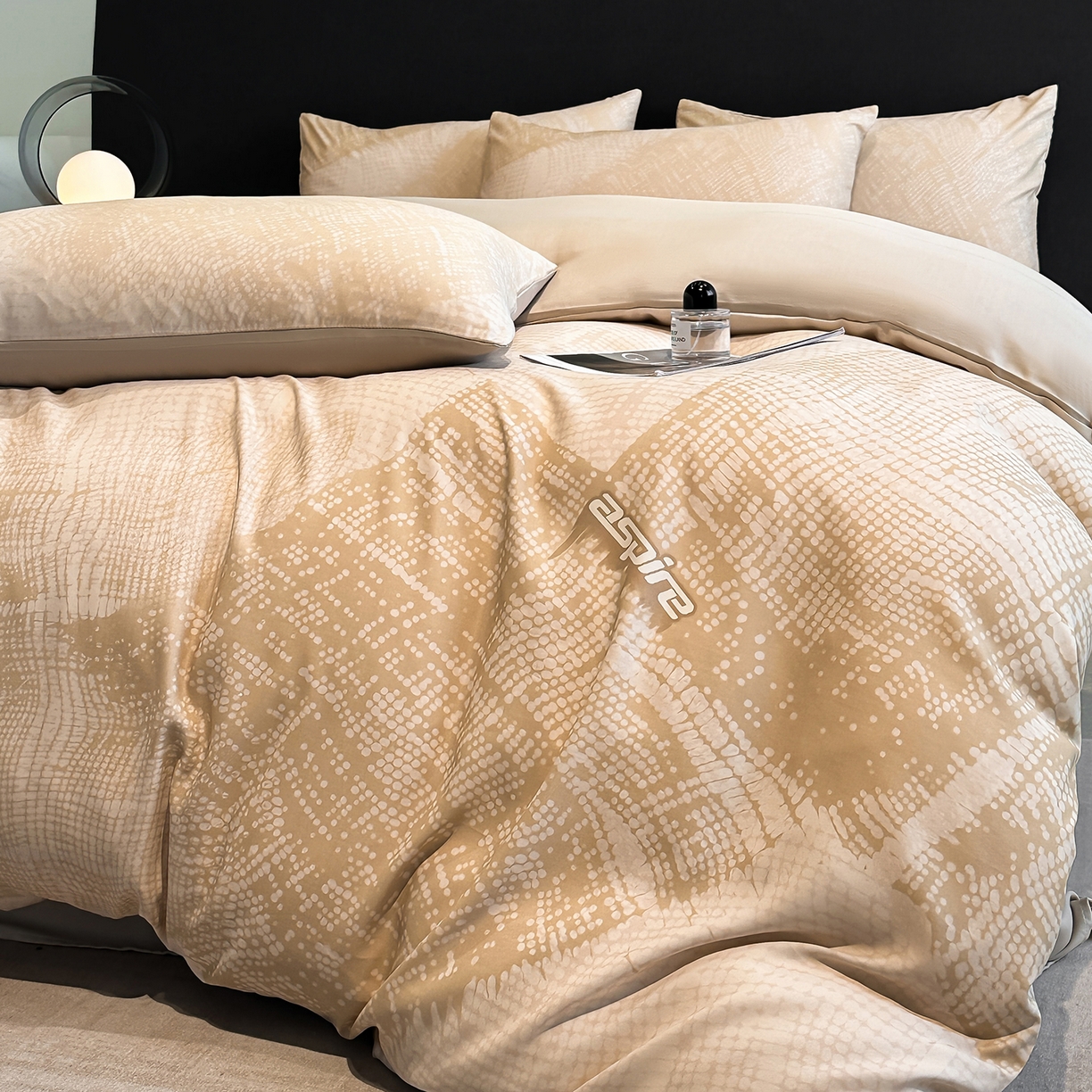 91家纺网 家纺一手货源 找家纺 经年 2026春夏新款天丝数码印花四件套-凛风逸韵 凛风逸韵-香槟