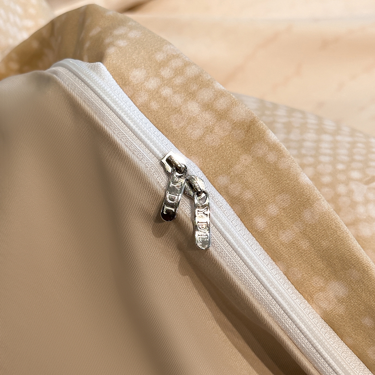 91家纺网 家纺一手货源 找家纺 经年 2026春夏新款天丝数码印花四件套-凛风逸韵 凛风逸韵-香槟