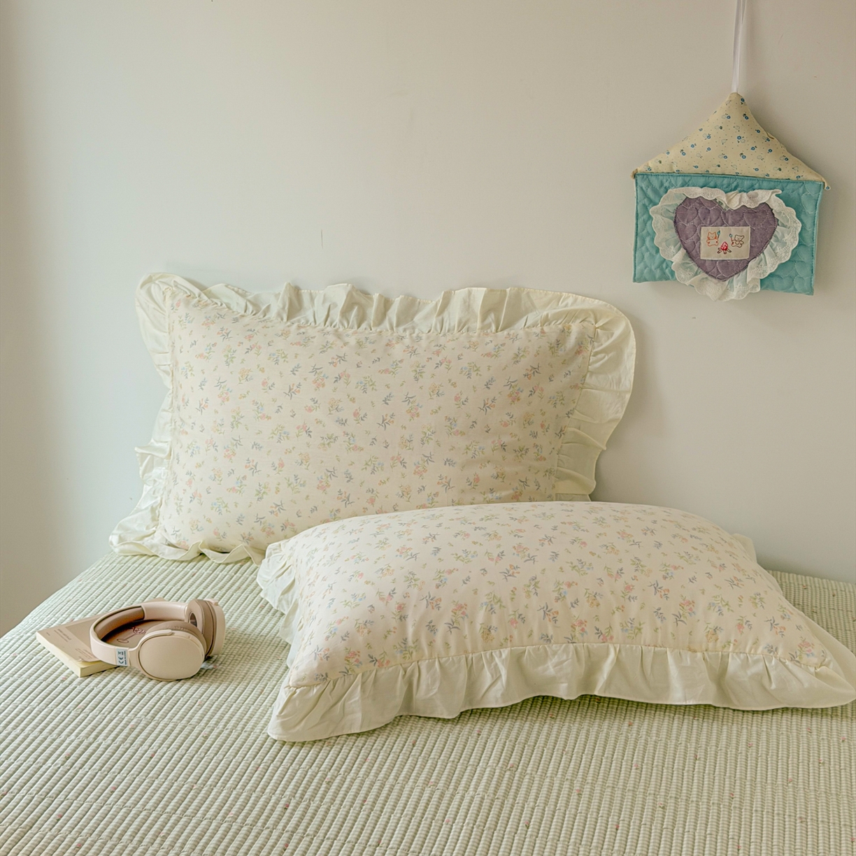 91家纺网 家纺一手货源 找家纺 女子家纺 2026新款全棉花边夏被全棉床盖夏被四件套 晚棠枝语