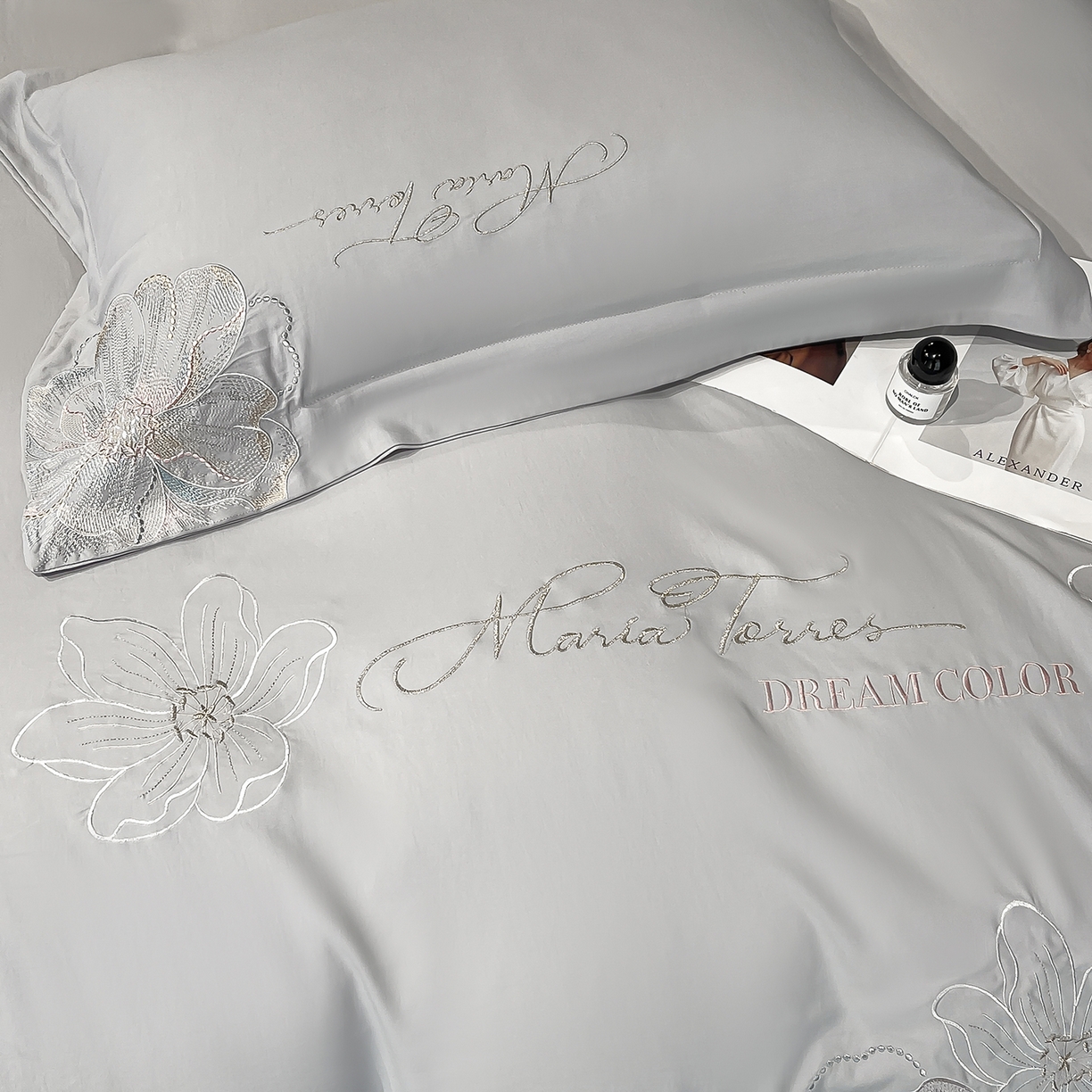 91家纺网 家纺一手货源 找家纺 经年 2026春夏新款天丝刺绣四件套-时光 时光-爵士灰