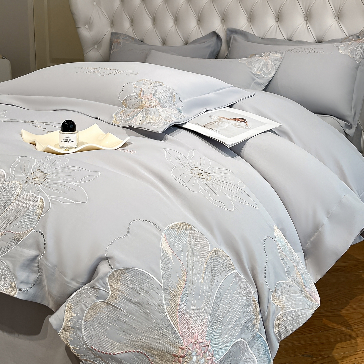 91家纺网 家纺一手货源 找家纺 经年 2026春夏新款天丝刺绣四件套-时光 时光-爵士灰