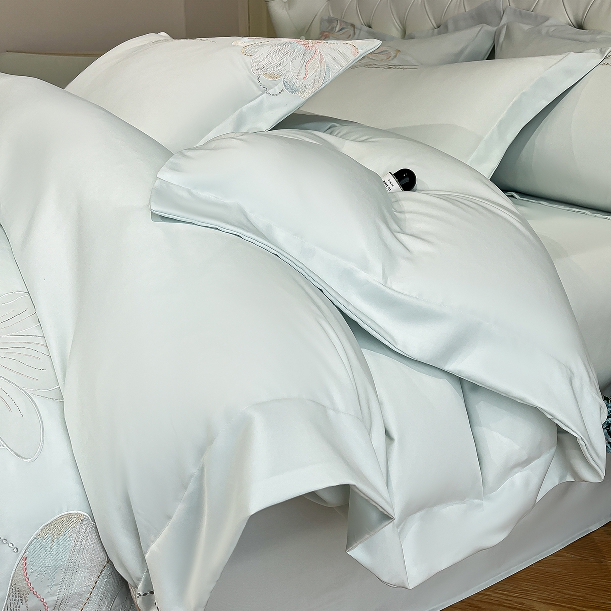 91家纺网 家纺一手货源 找家纺 经年 2026春夏新款天丝刺绣四件套-时光 时光-抹茶绿